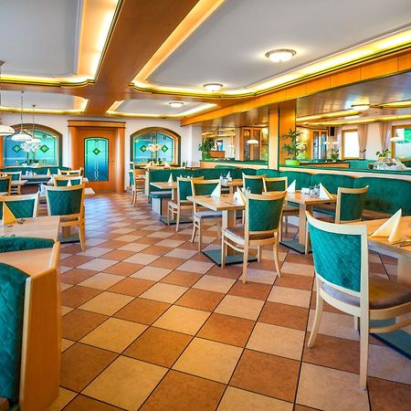 Ferienhotel Hofer Superior Strass im Attergau Ngoại thất bức ảnh