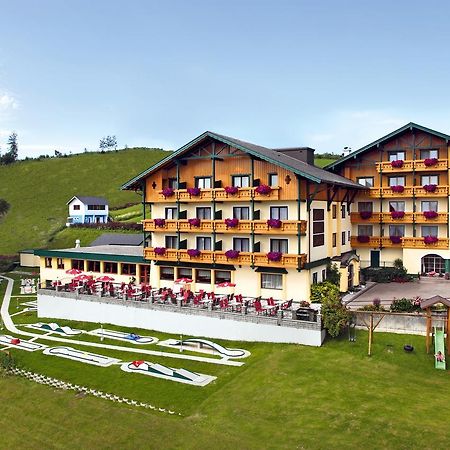 Ferienhotel Hofer Superior Strass im Attergau Ngoại thất bức ảnh